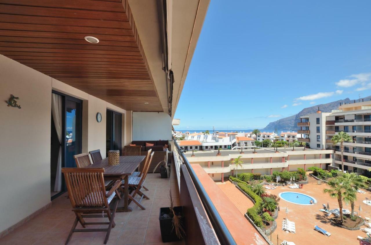 Balcon De Los Gigantes 2 *
